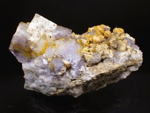 Baryte on Fluorite